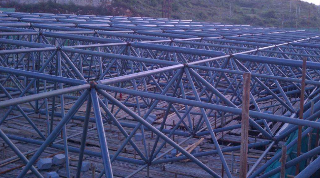 平度概述网架加工中对钢材的质量的过细恳求